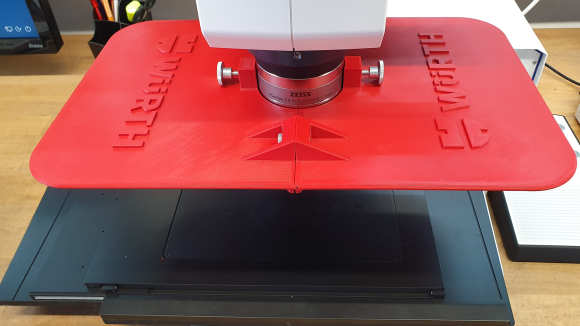 Additive Fertigung der Mikroskopabdeckung ermöglicht schnelle Lösung Additive Fertigung der Mikroskopabdeckung ermöglicht schnelle Lösung