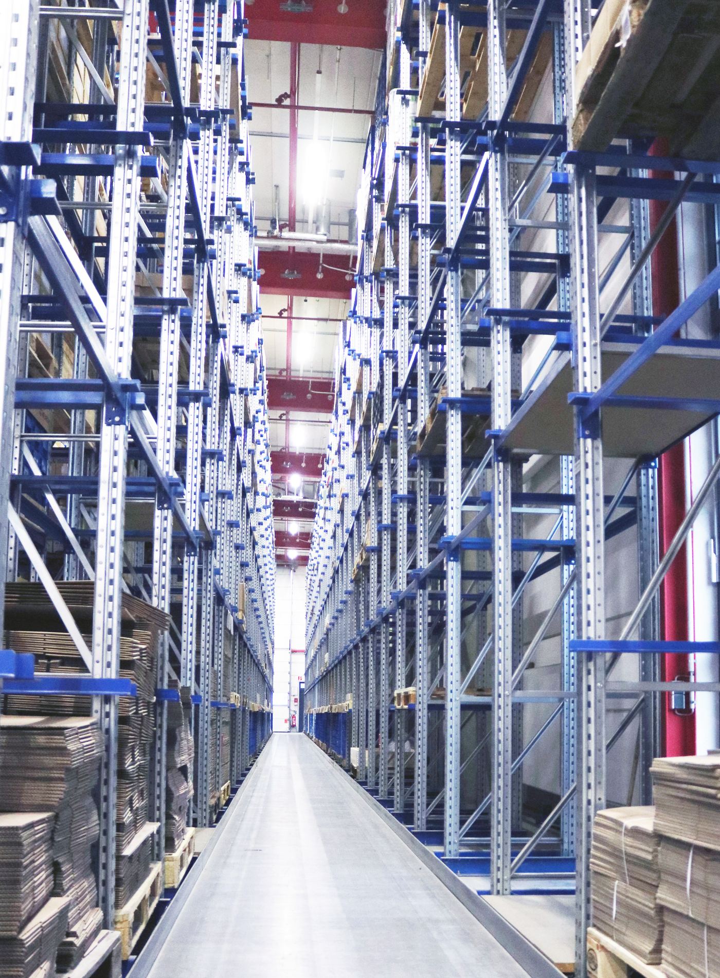 Technische Sauberkeit in der Logistik Unser separater Logistikbereich für technische Sauberkeit